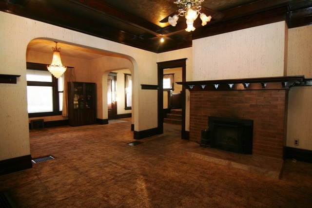 1208 E Augusta Ave - Photo 3