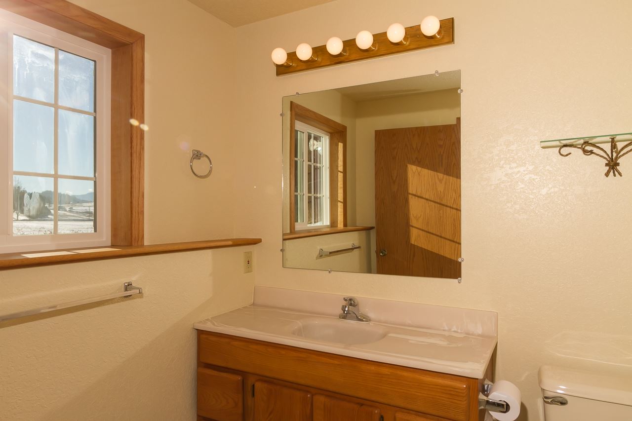 1878 E Ivy - Photo 3