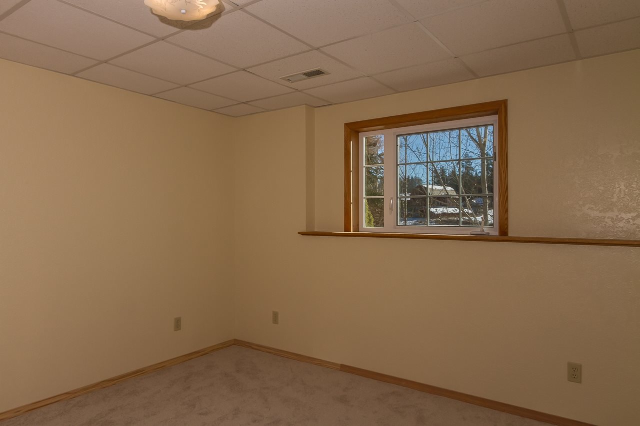 1878 E Ivy - Photo 5
