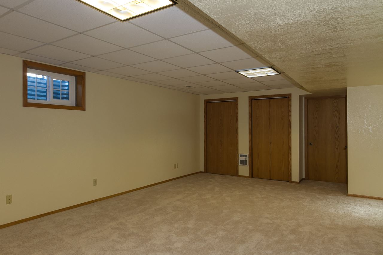 1878 E Ivy - Photo 7