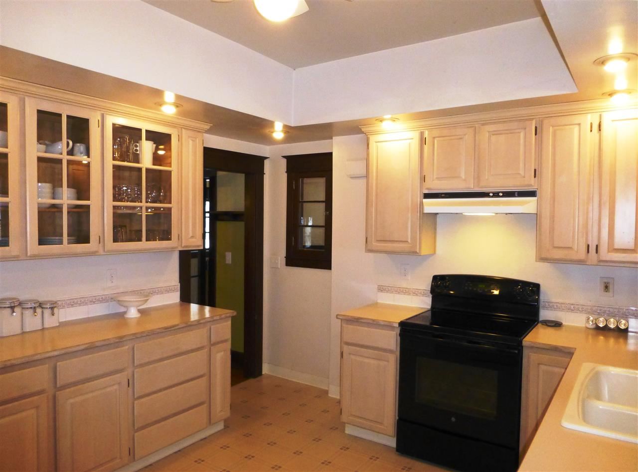 944 E 32nd Ave - Photo 8