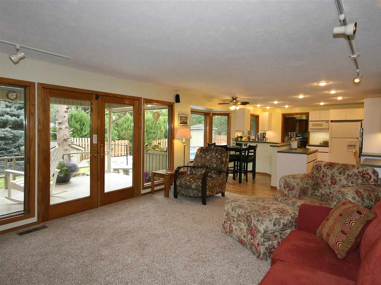 2618 W Waikiki - Photo 5