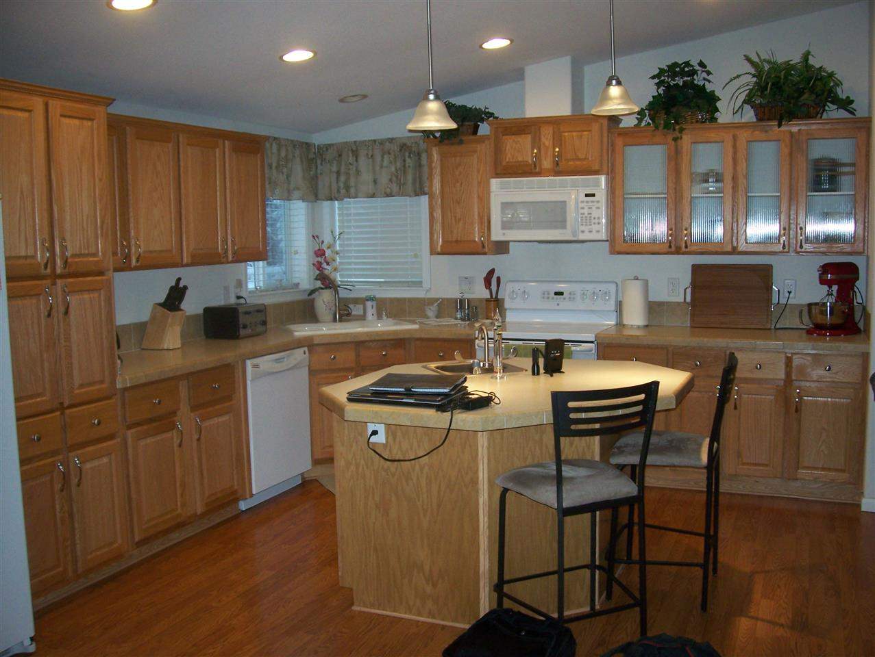 111 Beryl Court - Photo 9
