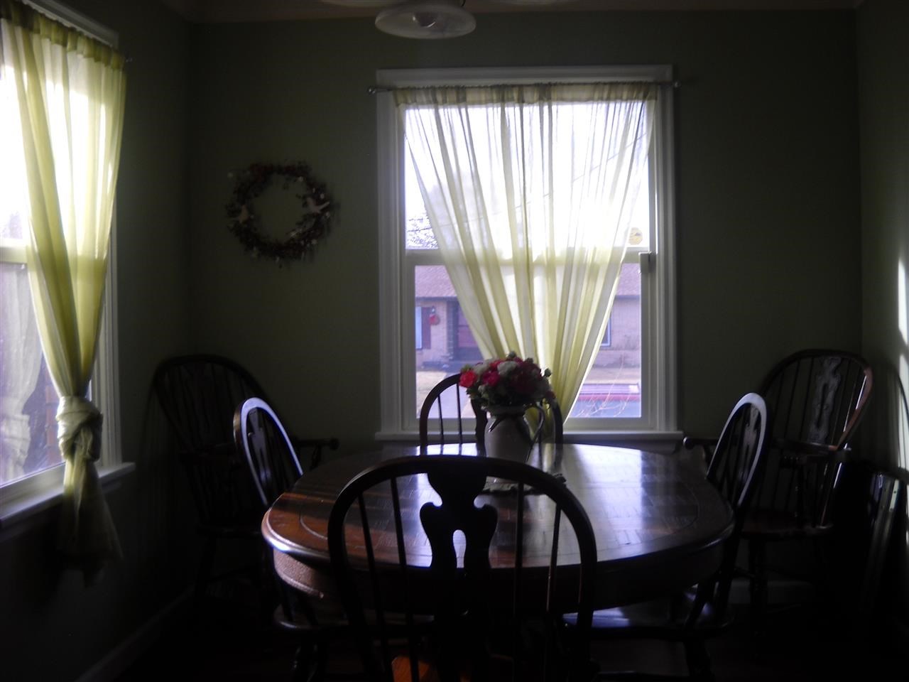 2104 N HEMLOCK - Photo 8