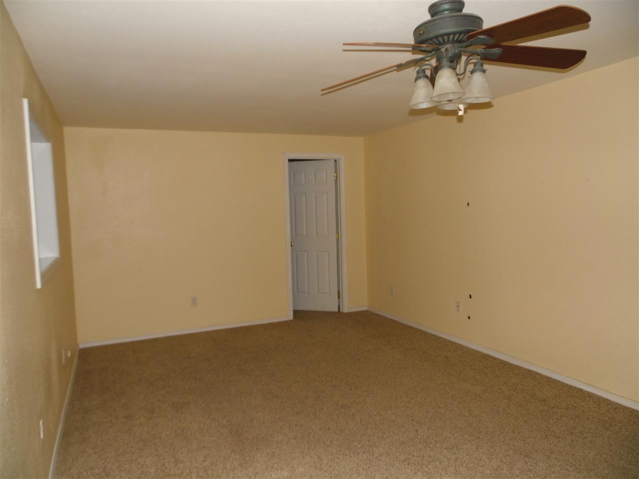 5660 Jergens Rd - Photo 12