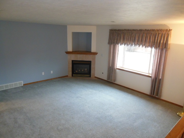 3102 S BANNEN Ct - Photo 2