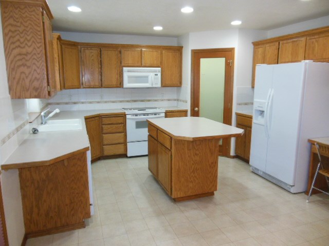 3102 S BANNEN Ct - Photo 4