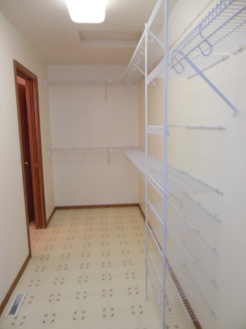 3102 S BANNEN Ct - Photo 9