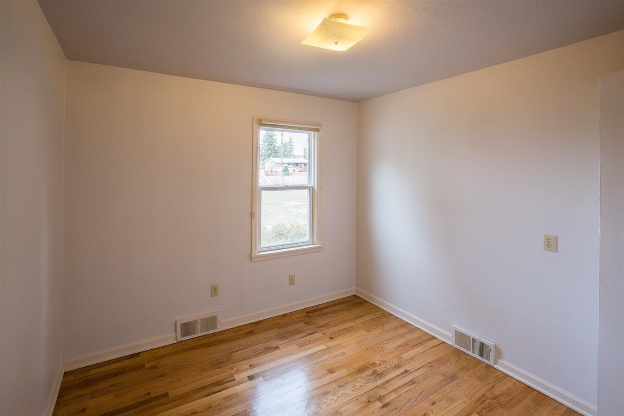4304 W Crown Ave - Photo 9