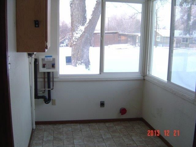 180 W 10th Ave - Photo 7