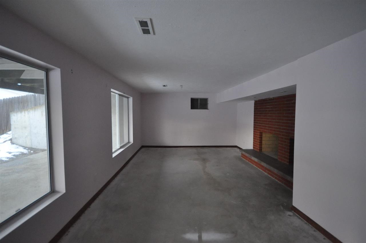 10226 N Seminole Dr - Photo 14