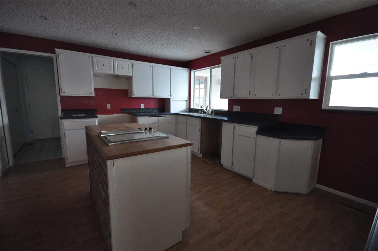 10226 N Seminole Dr - Photo 3