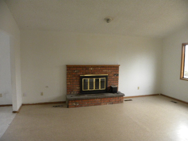 7523 N Lidgerwood St - Photo 6