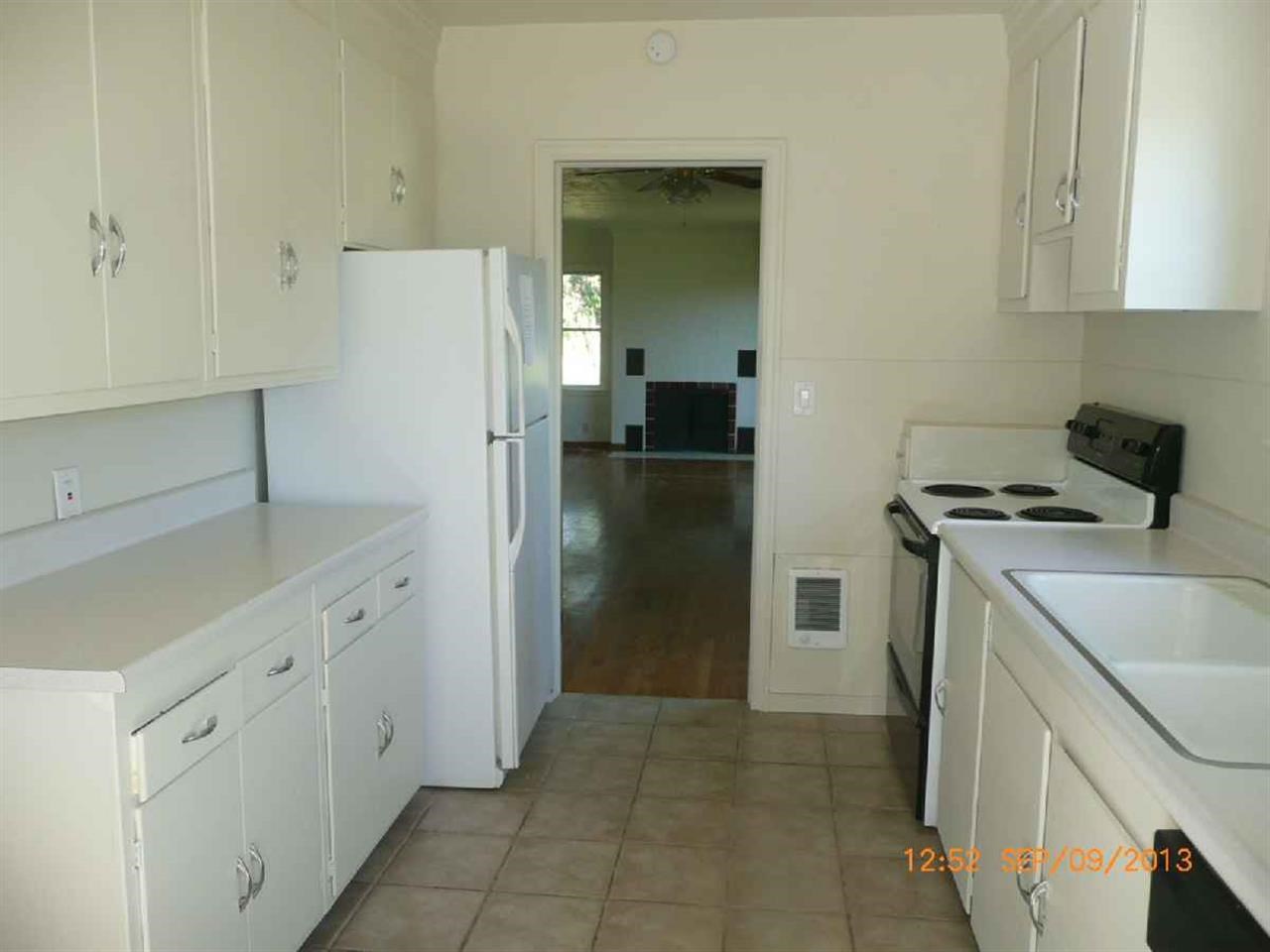 404 S McDonald Rd - Photo 4