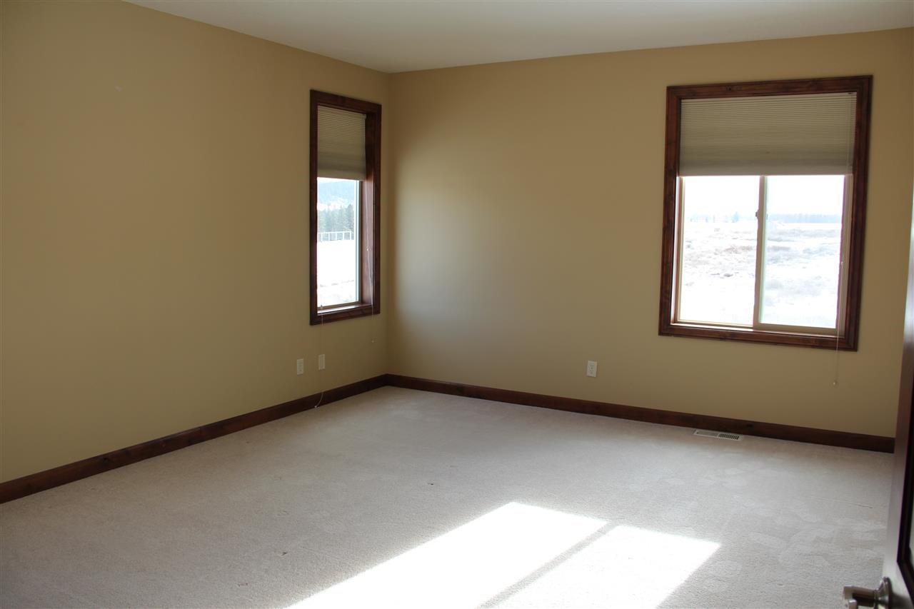 14310 E Farwell Rd - Photo 12