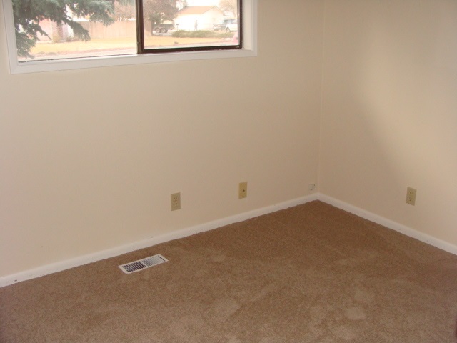 1911 S Airpark Dr - Photo 6