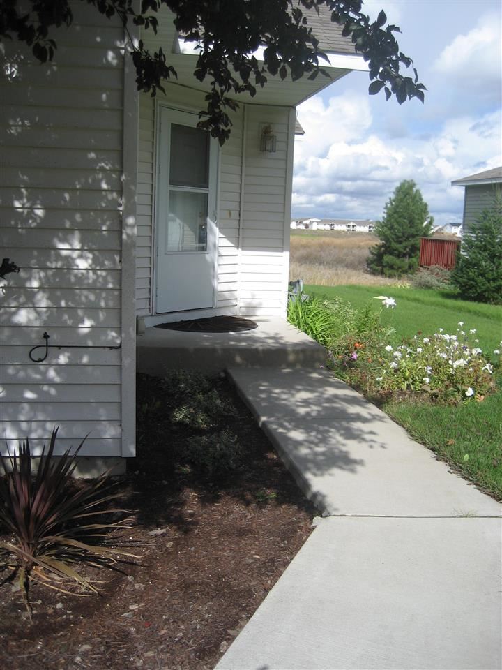 13702 W 12TH Ave - Photo 5