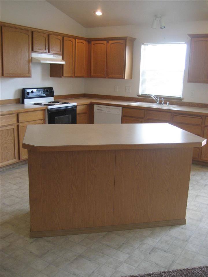 13702 W 12TH Ave - Photo 8
