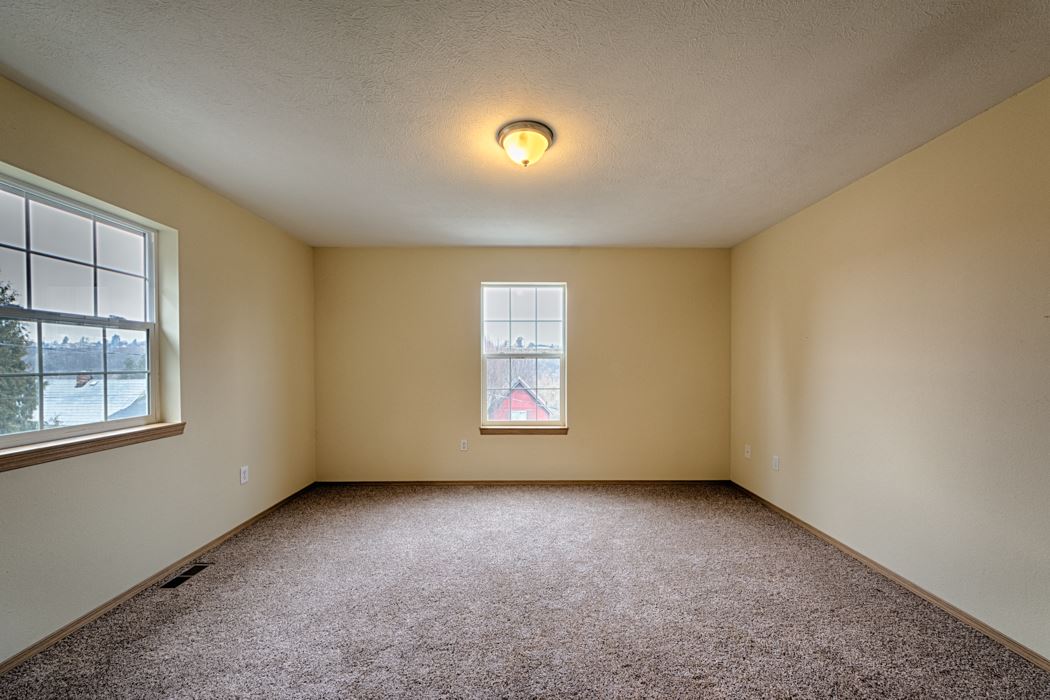 1646 W WILSON St - Photo 9