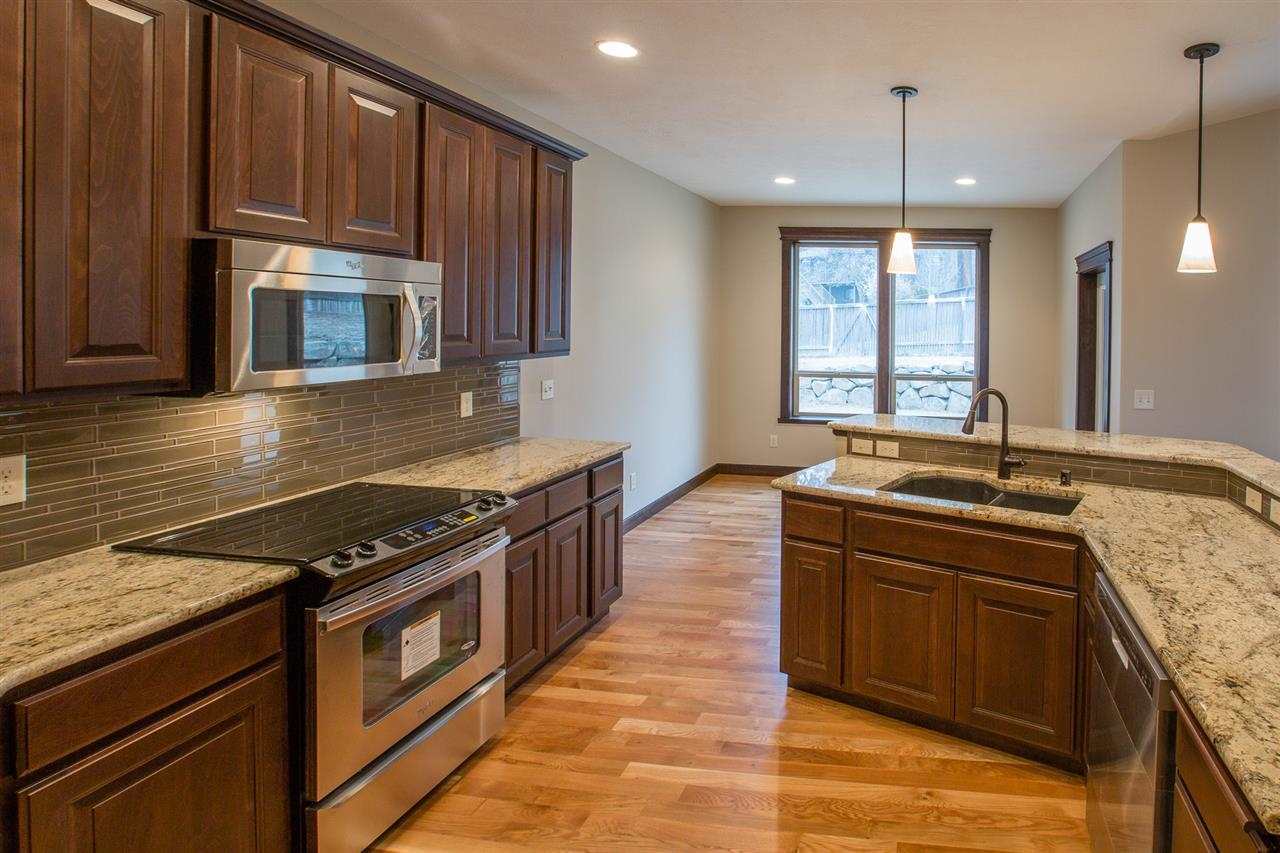 9416 N Sorenson Ct - Photo 5