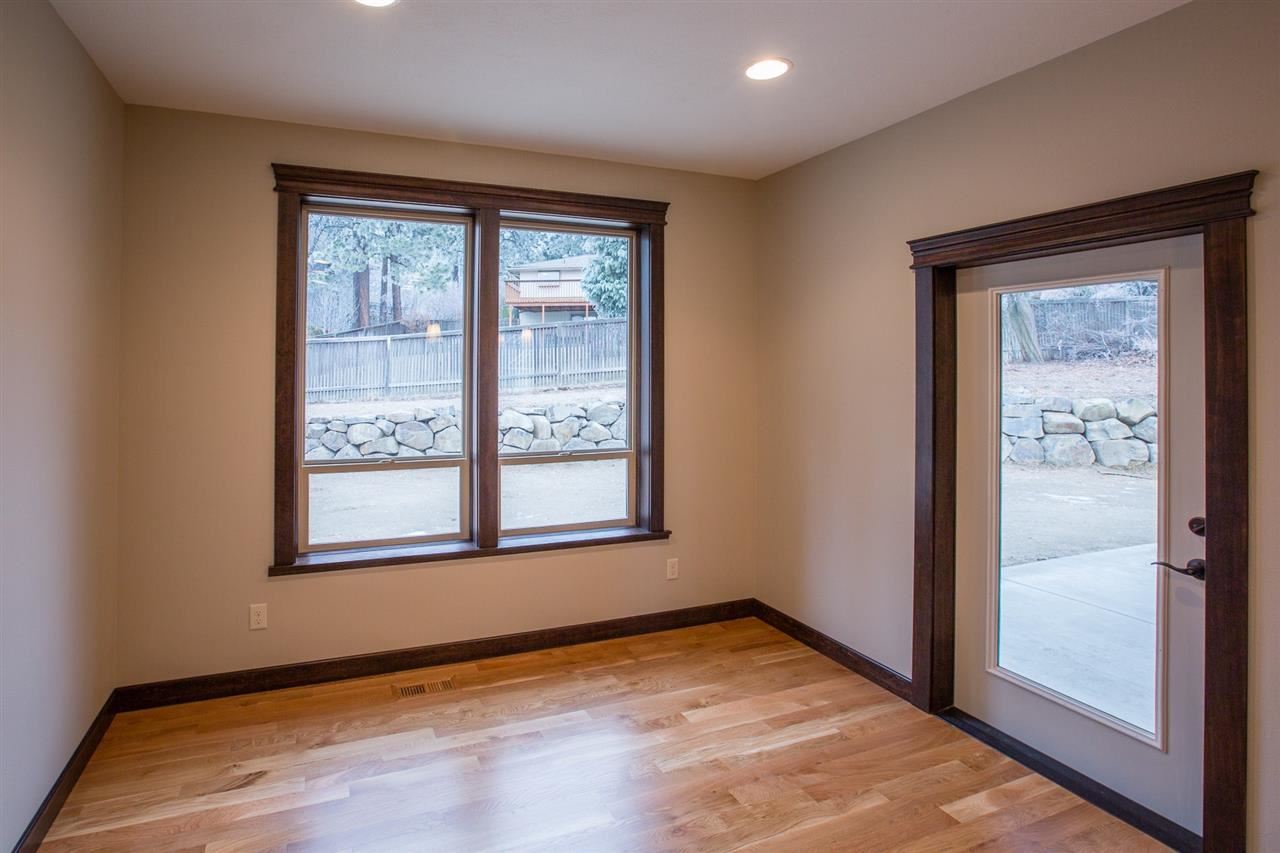 9416 N Sorenson Ct - Photo 6