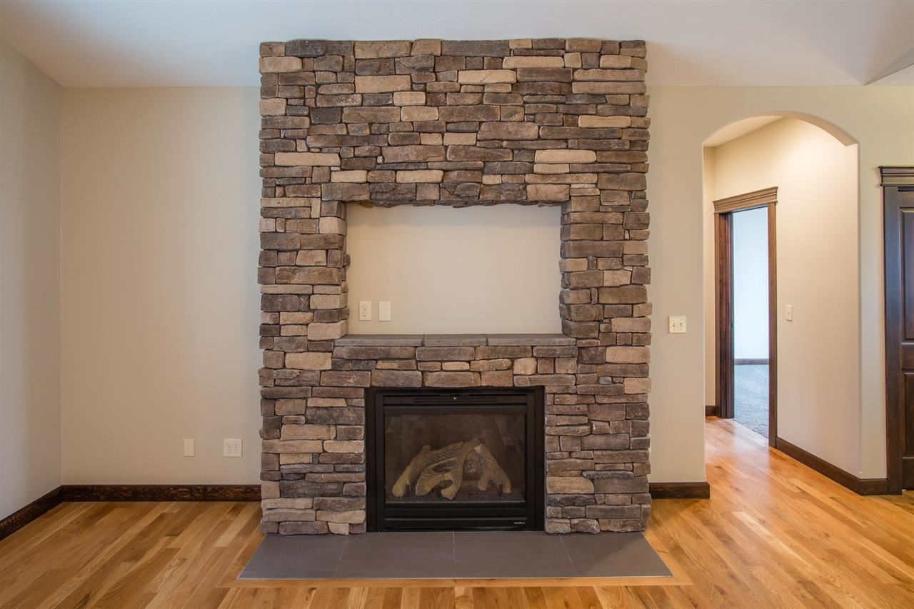 9416 N Sorenson Ct - Photo 9