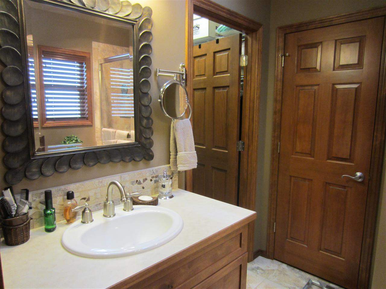 2232 E 51ST Ln - Photo 10