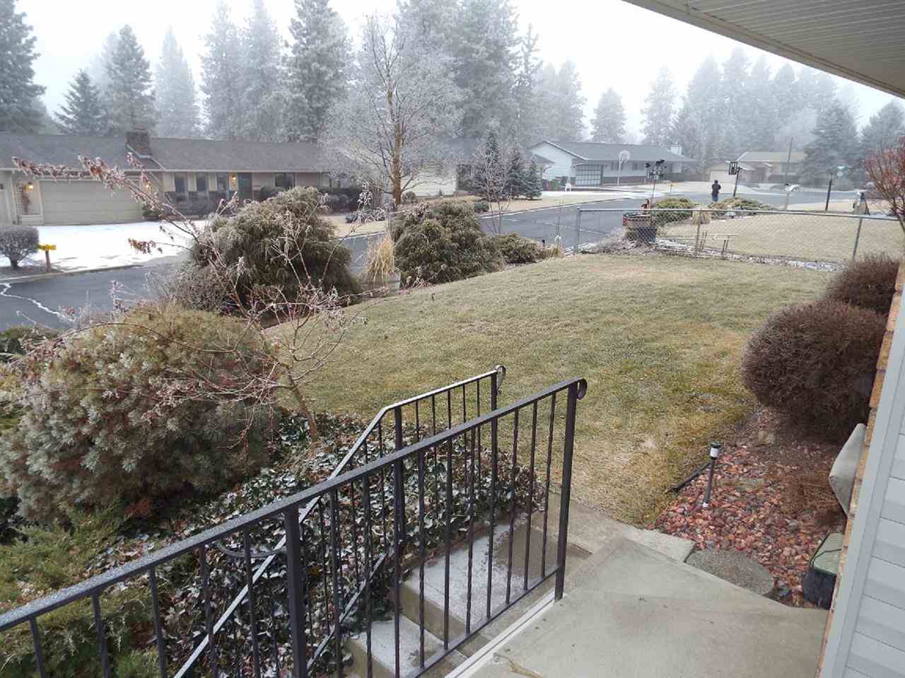 323 E Sierra Ct - Photo 3
