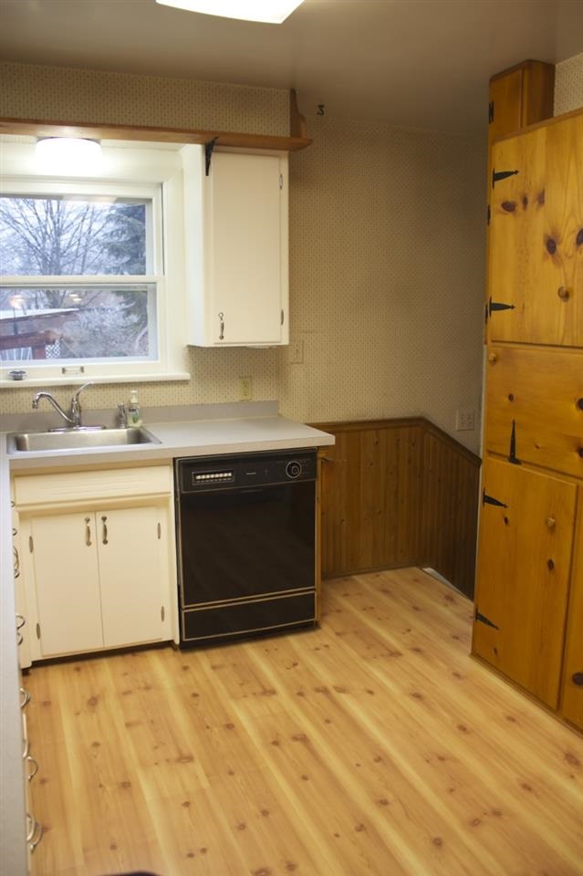 1107 E 41st - Photo 4