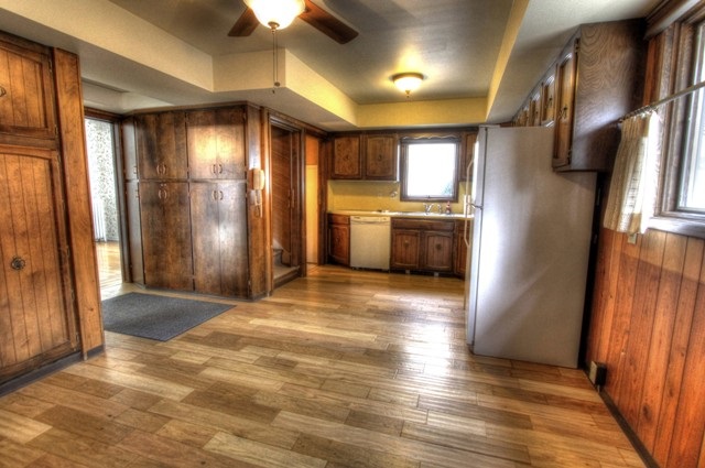 1925 S Oneida Pl - Photo 9