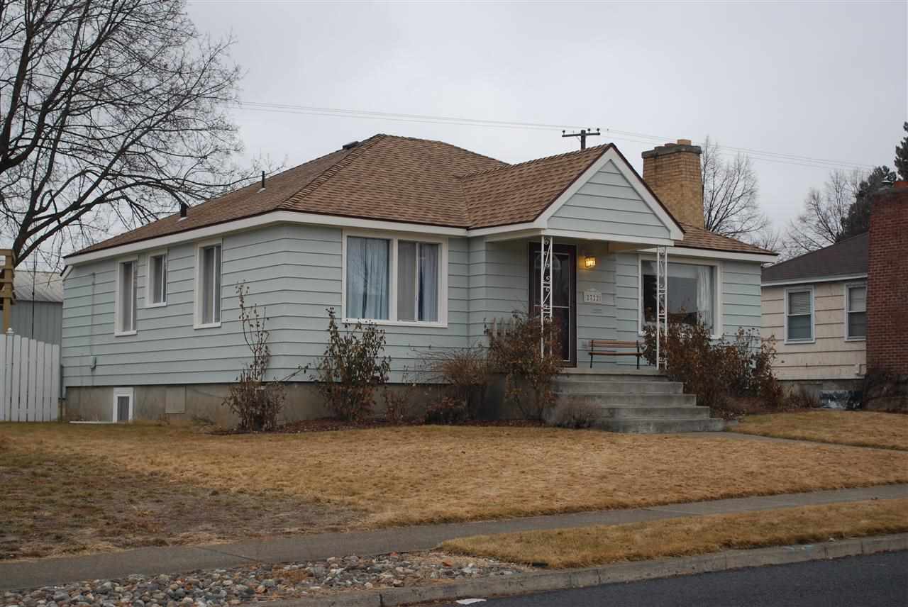 2722 W HEROY - Photo 1