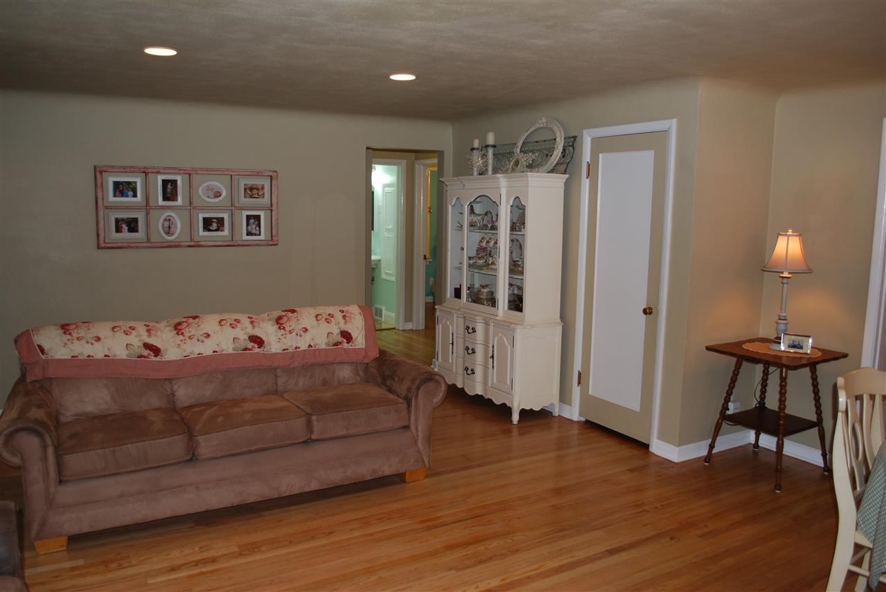 2722 W HEROY - Photo 3