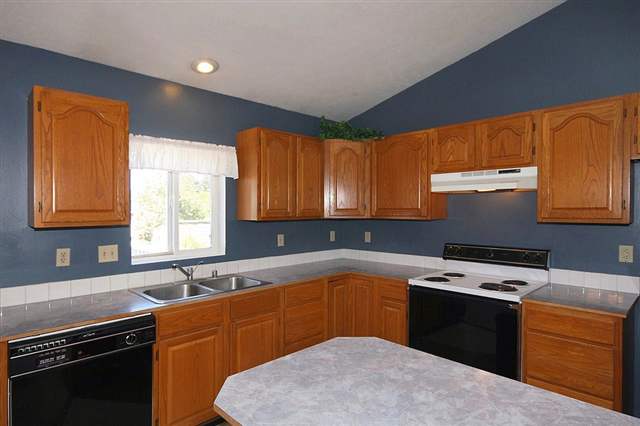 3511 E Montgomery Ave - Photo 3
