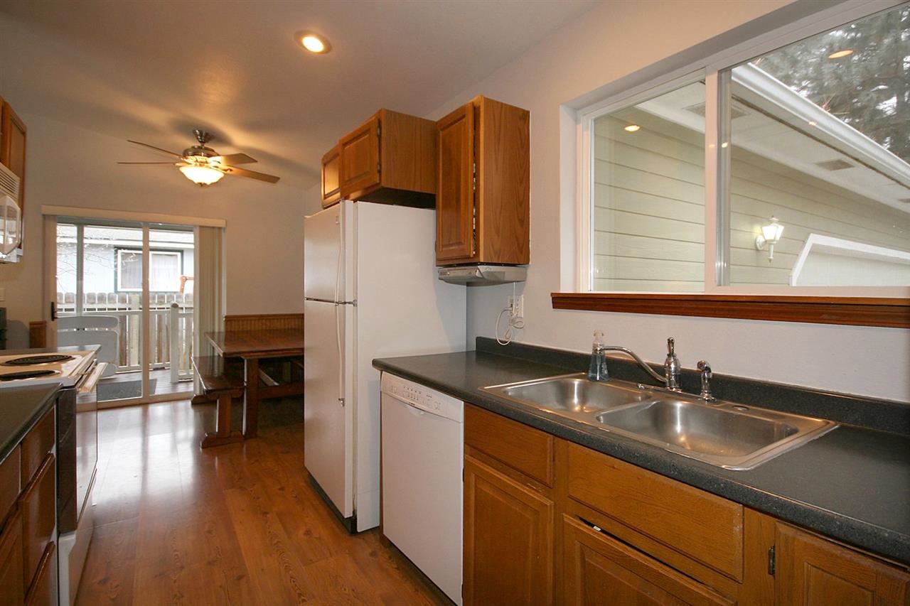 810 N PARK - Photo 4