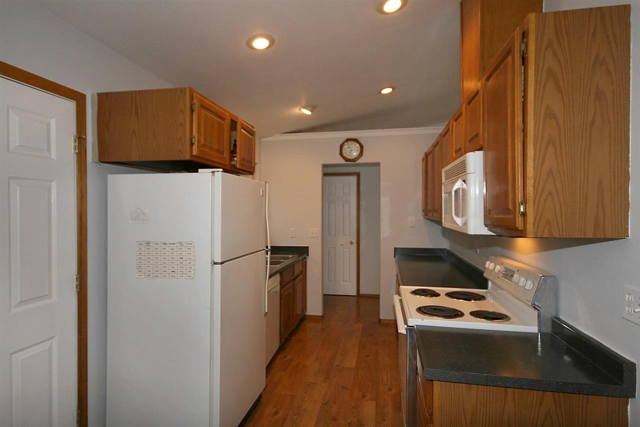 810 N PARK - Photo 5