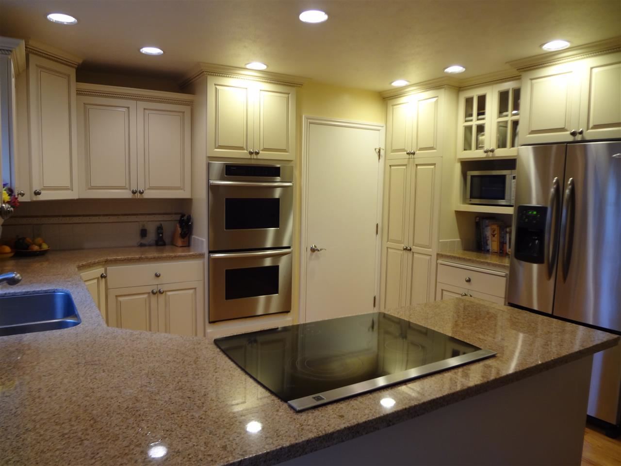 1115 E CHRISTMAS TREE Ln - Photo 6