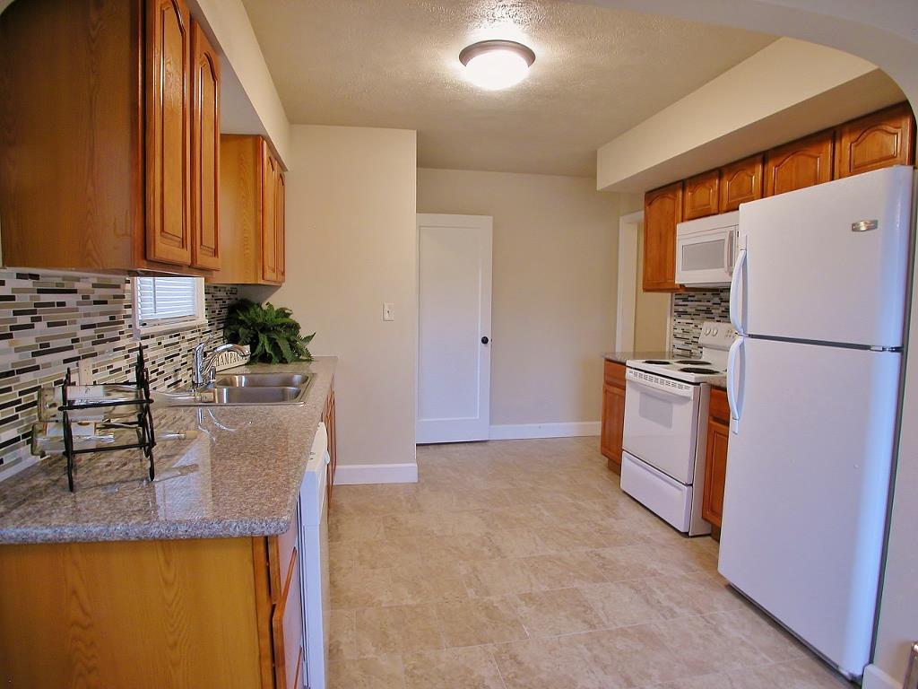2725 E Nora Ave - Photo 10