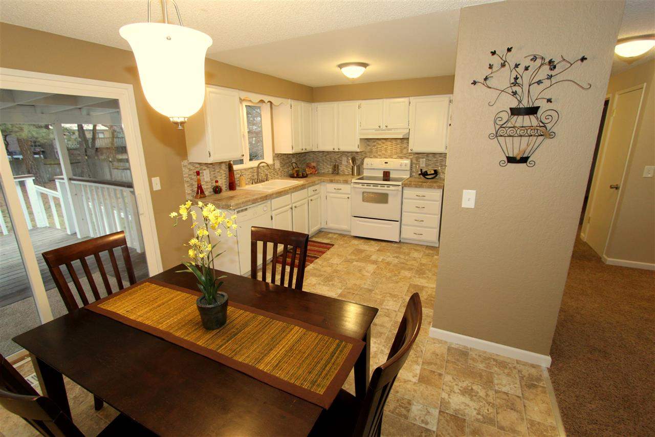 3909 E 37th Ave - Photo 5