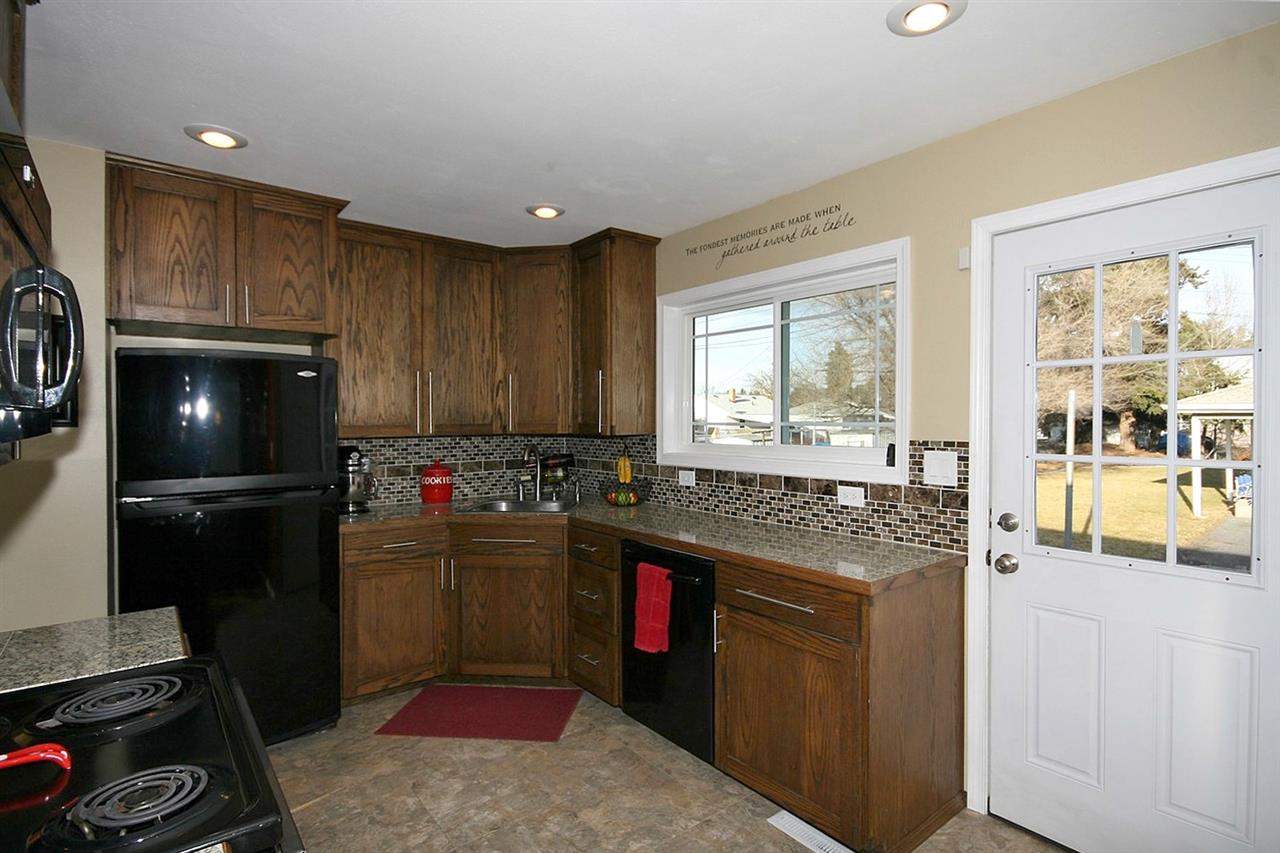2316 N Upriver Ct - Photo 6
