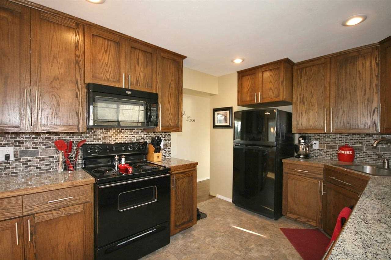 2316 N Upriver Ct - Photo 7