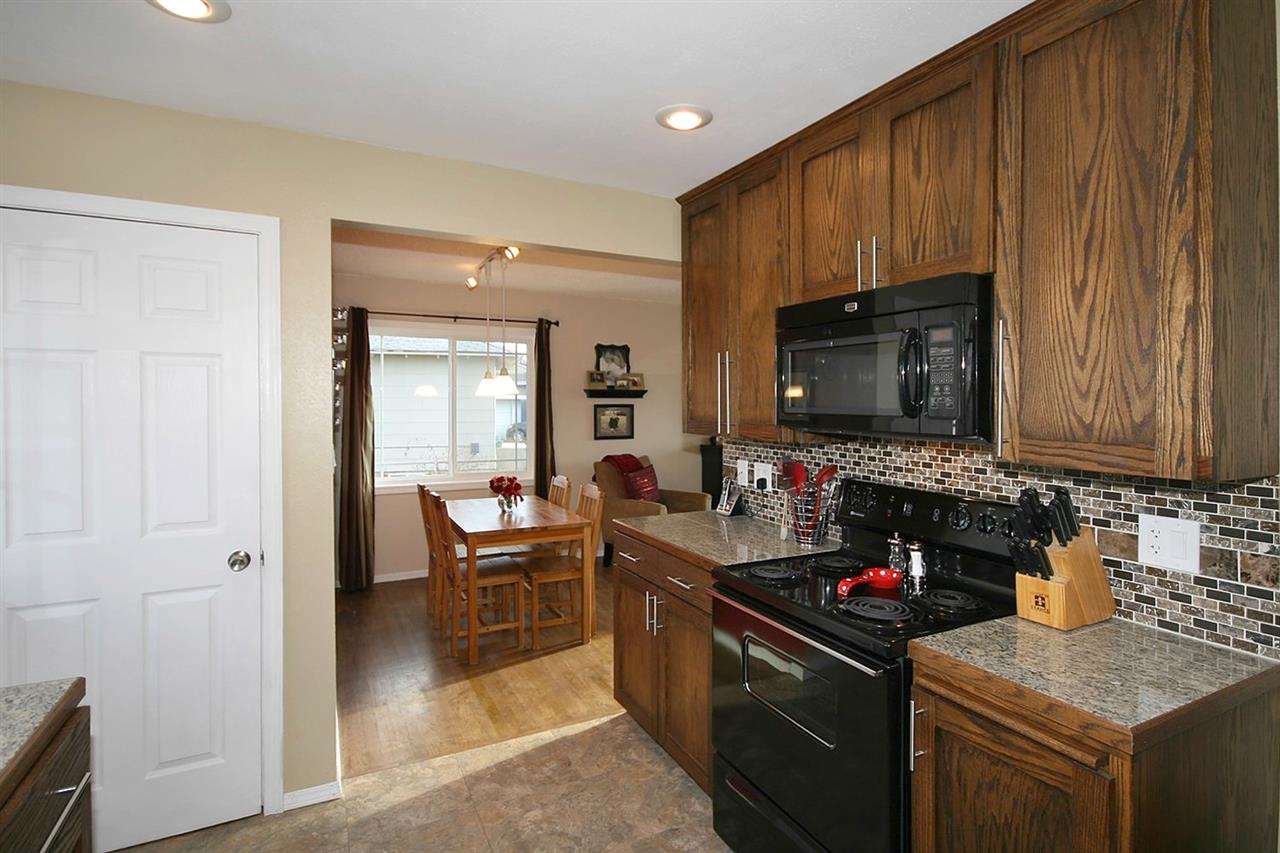 2316 N Upriver Ct - Photo 9