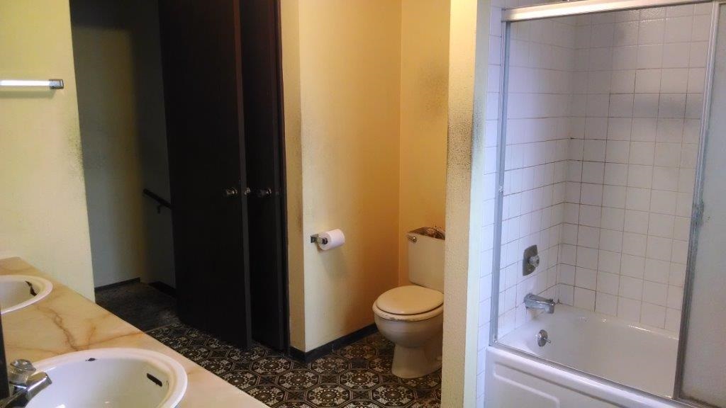 14504 E 16th - Photo 8