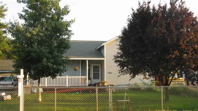 3810 E 27TH - Photo 2