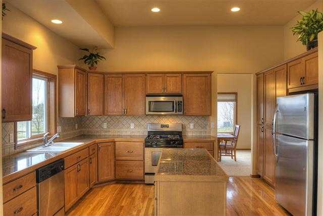 20410 E Happy Trails Rd - Photo 4