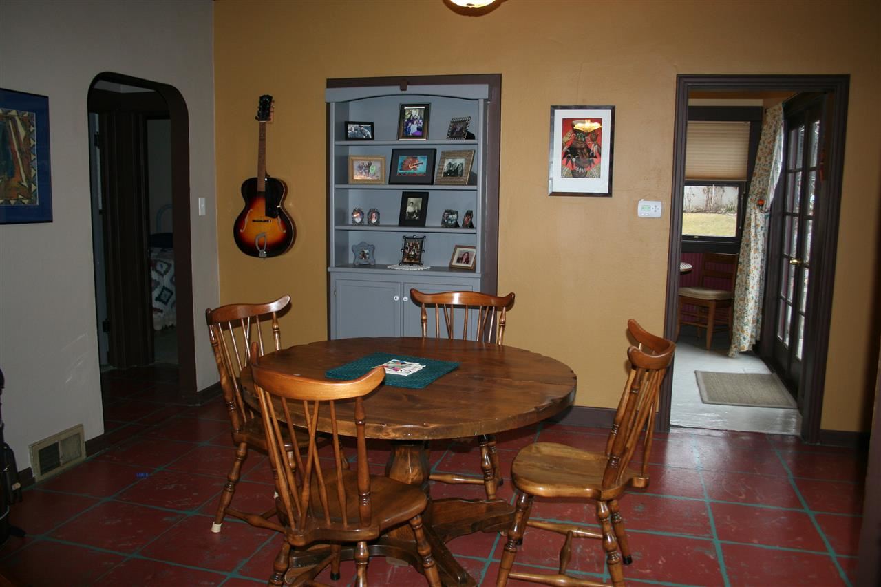 2418 W Liberty Ave - Photo 8