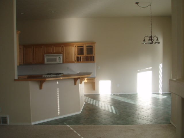 7820 N Rock Ridge Dr - Photo 4