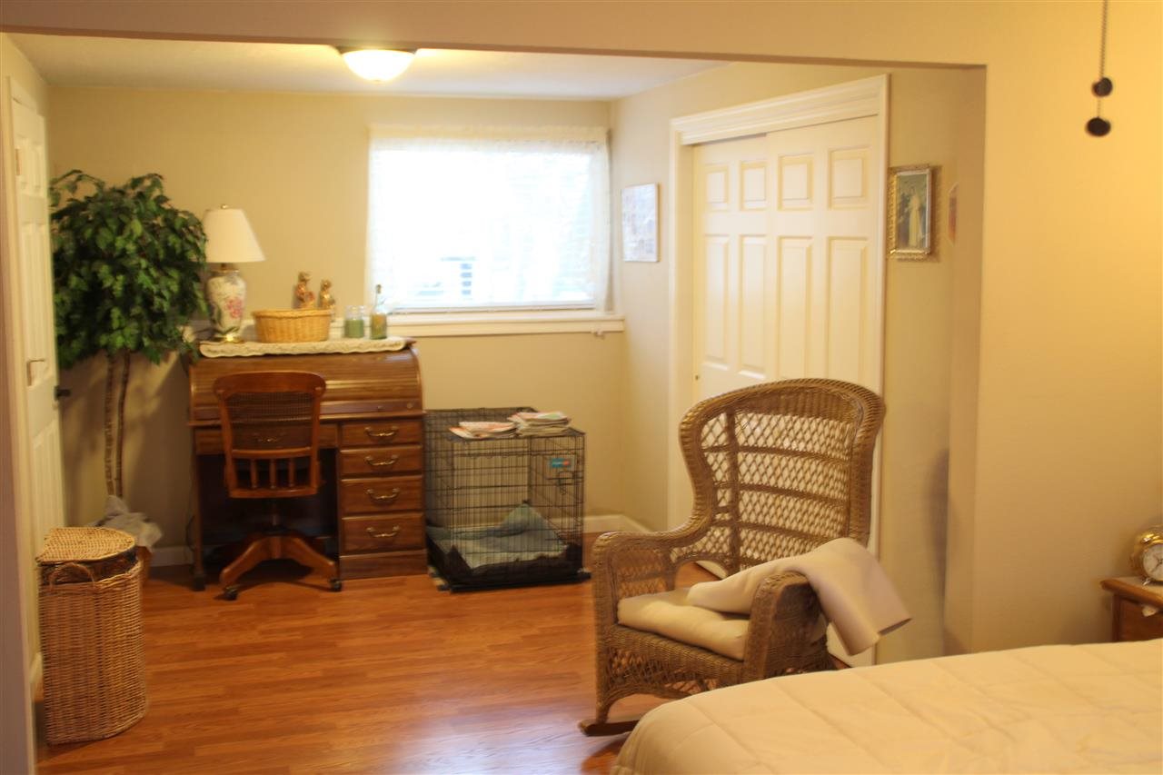11295 W Greenfield Rd - Photo 9