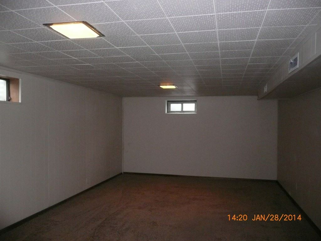 11712 E 17th Ave - Photo 11