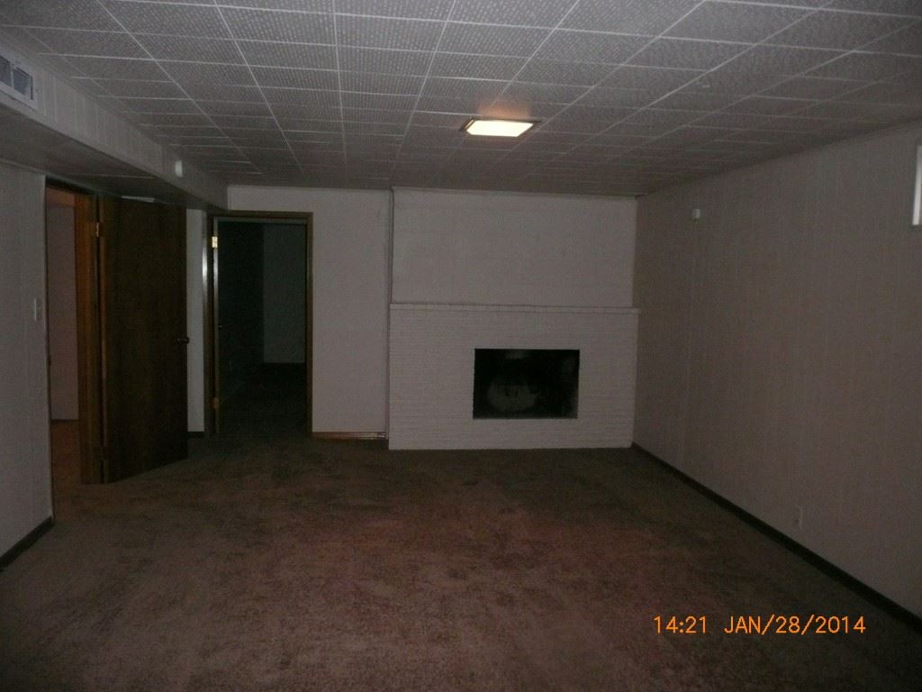 11712 E 17th Ave - Photo 12