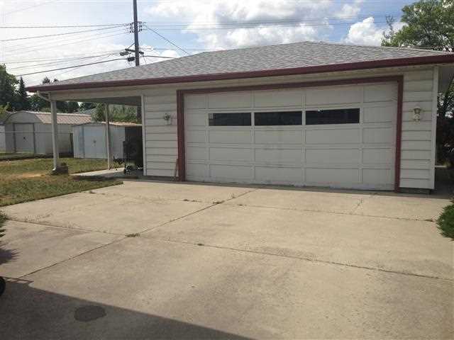 6027 N ASH - Photo 4